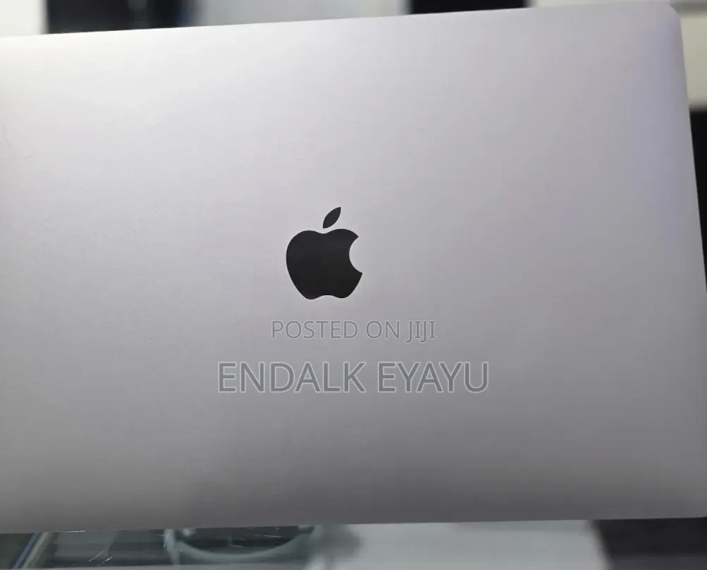 New Laptop Apple MacBook Pro 2021 M1 16GB Apple M1 Pro SSD 1T