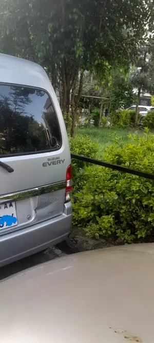 Suzuki Super Carry 2000 Silver