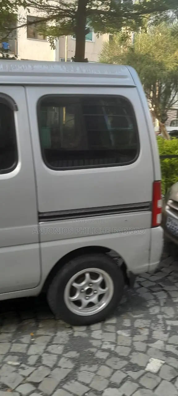 Suzuki Super Carry 2000 Silver