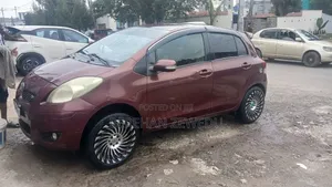 Toyota Yaris 2008 Red
