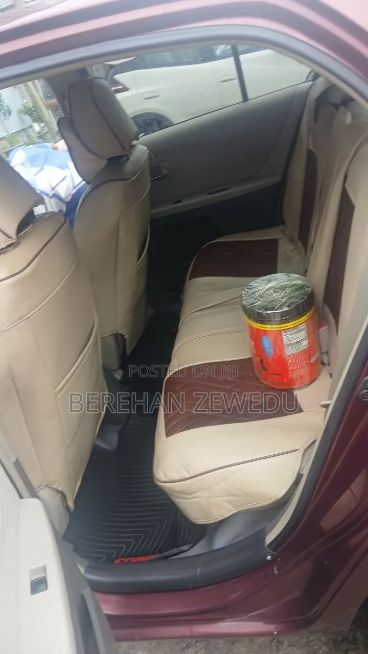 Toyota Yaris 2008 Red