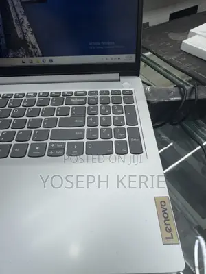New Laptop Lenovo Ideapad 3 8GB AMD Ryzen 5 SSD 512GB