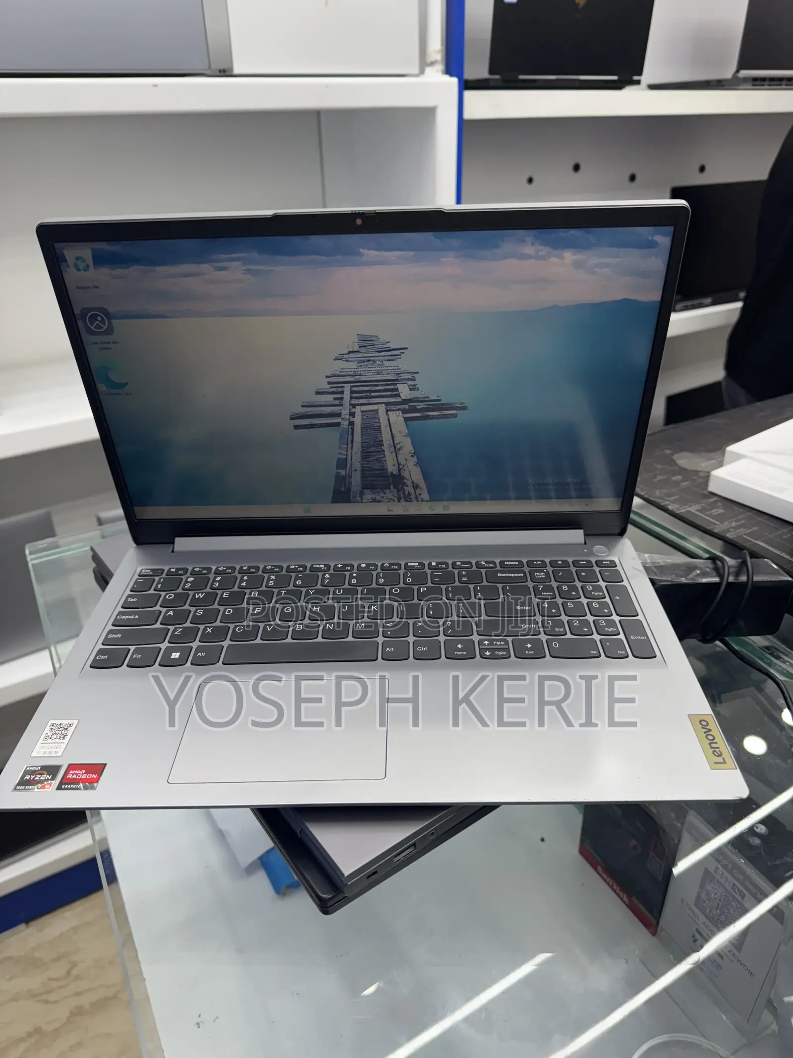 New Laptop Lenovo Ideapad 3 8GB AMD Ryzen 5 SSD 512GB