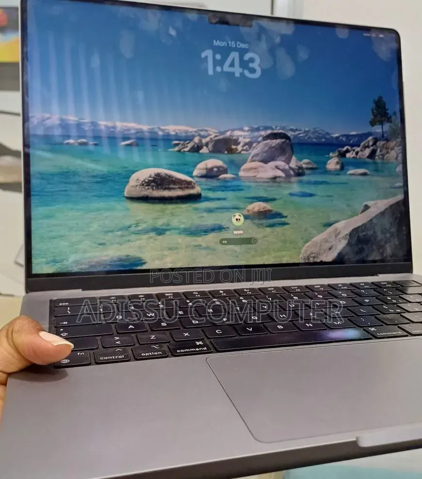 New Laptop Apple MacBook Pro 2021 M1 16GB Apple M1 Pro SSD 512GB