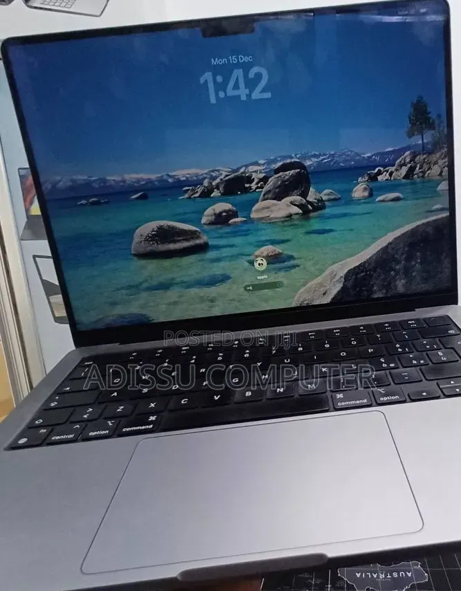 New Laptop Apple MacBook Pro 2021 M1 16GB Apple M1 Pro SSD 512GB