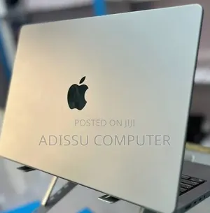 New Laptop Apple MacBook Pro 2021 M1 16GB Apple M1 Pro SSD 512GB