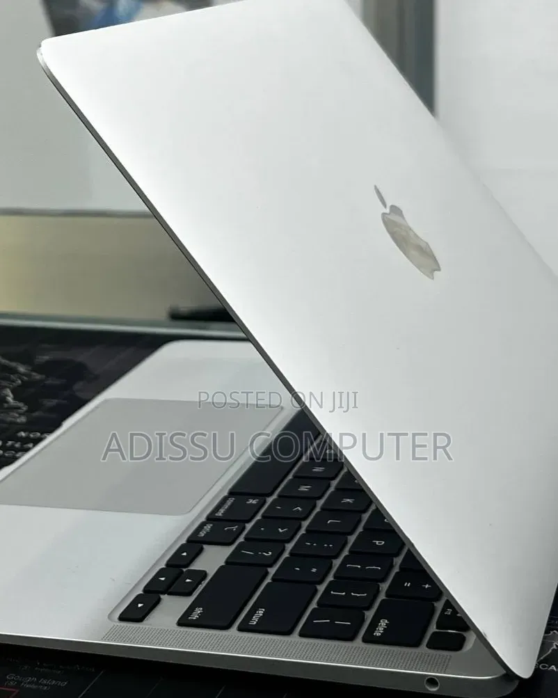 New Laptop Apple MacBook Air 2020 M1 16GB Apple M1 SSD 512GB