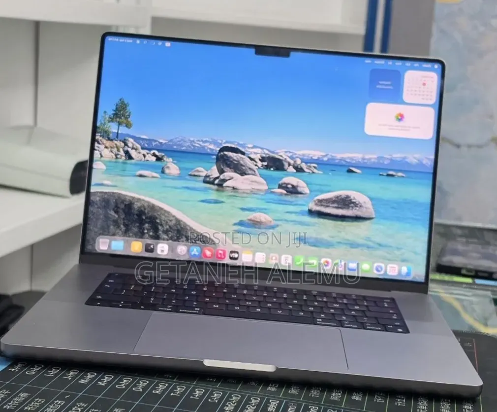 New Laptop Apple MacBook Pro 2021 M1 32GB Apple M1 Pro SSD 512GB