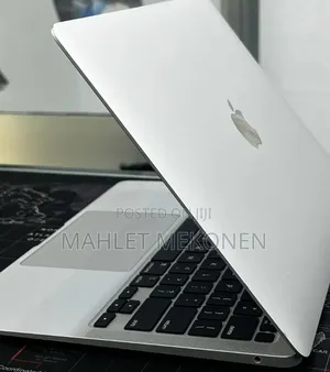 New Laptop Apple MacBook Air 2020 M1 16GB Intel Core i7 SSD 512GB