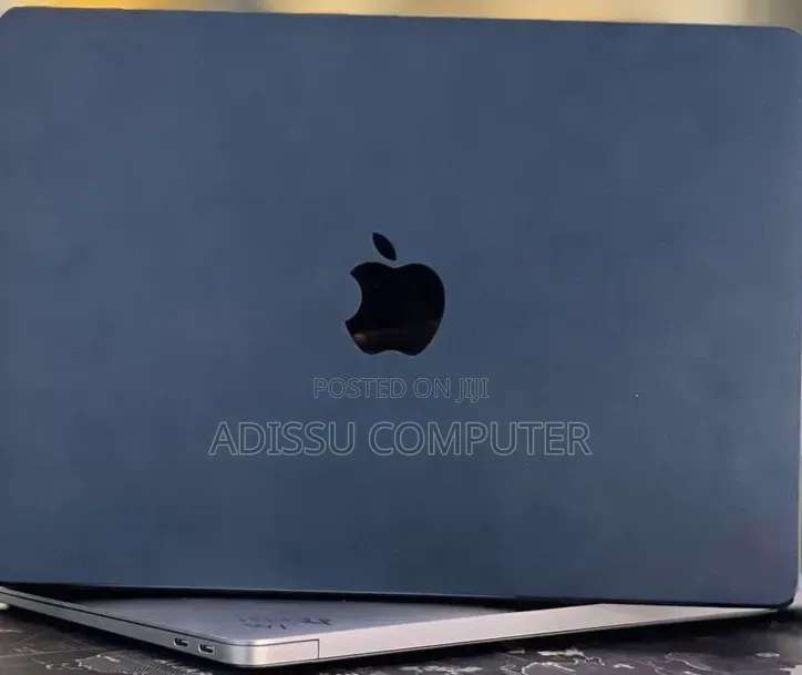 New Laptop Apple MacBook Air 2022 M2 16GB Apple M2 SSD 512GB