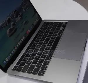 New Laptop Apple MacBook Pro 2020 M1 8GB Apple M1 SSD 256GB
