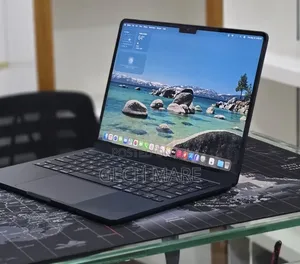 New Laptop Apple MacBook Air 2022 M2 16GB Apple M2 SSD 256GB