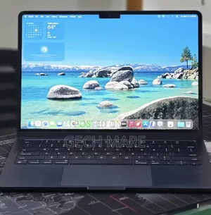 New Laptop Apple MacBook Air 2022 M2 16GB Apple M2 SSD 256GB