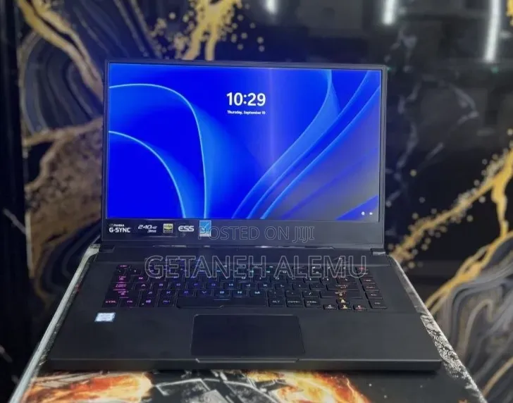 New Laptop Asus ROG Zephyrus G15 16GB Intel Core i7 SSD 1T