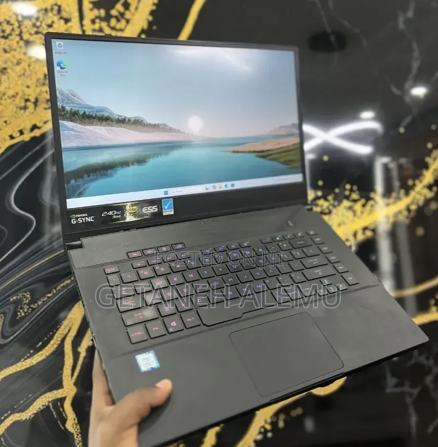New Laptop Asus ROG Zephyrus G15 16GB Intel Core i7 SSD 1T