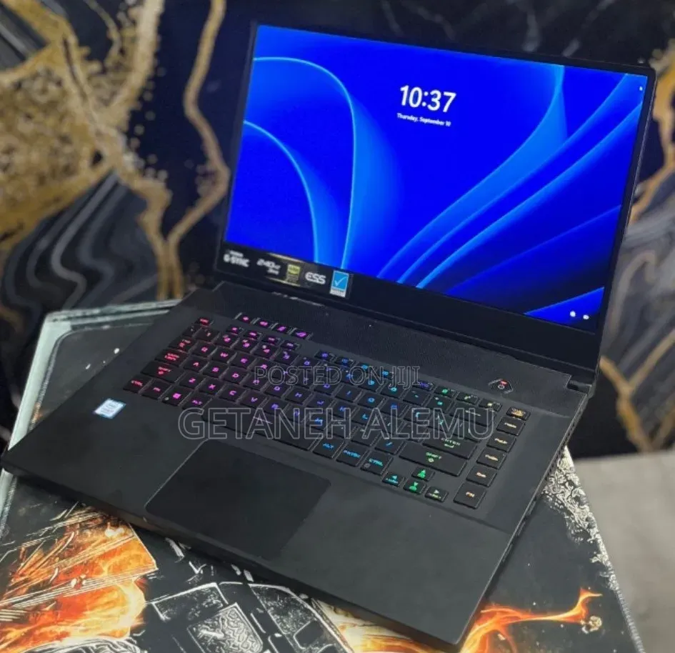 New Laptop Asus ROG Zephyrus G15 16GB Intel Core i7 SSD 1T