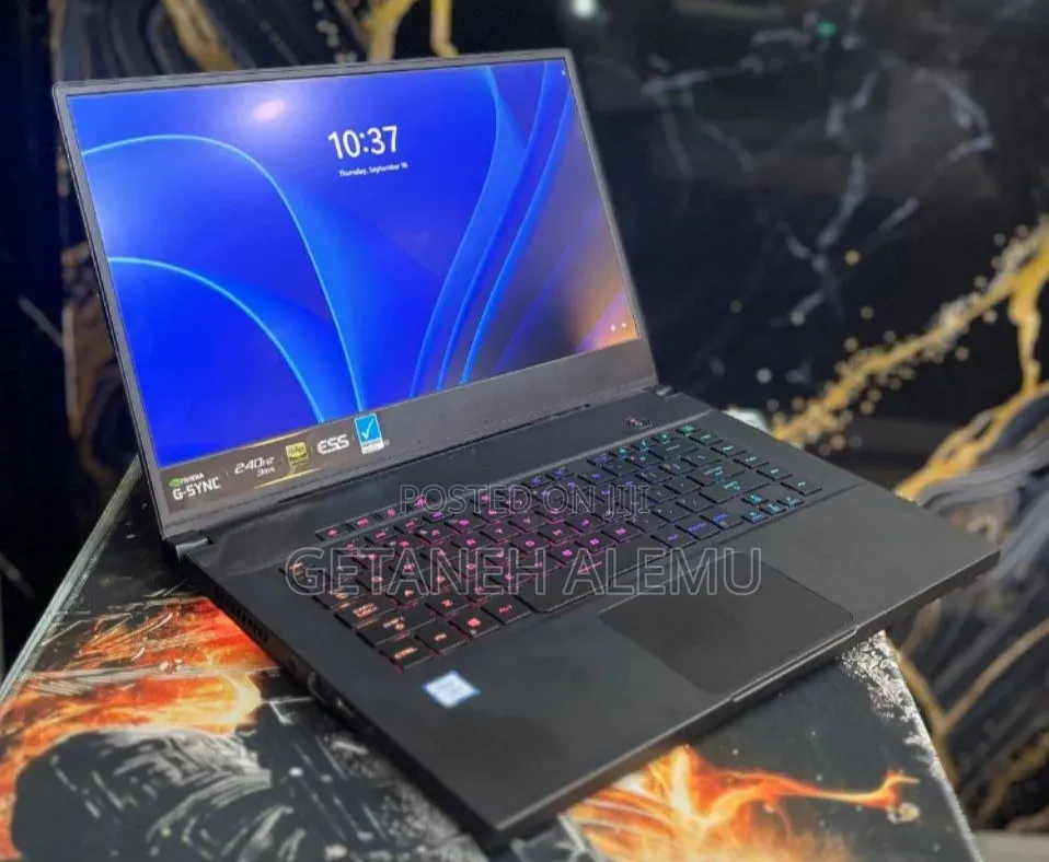 New Laptop Asus ROG Zephyrus G15 16GB Intel Core i7 SSD 1T