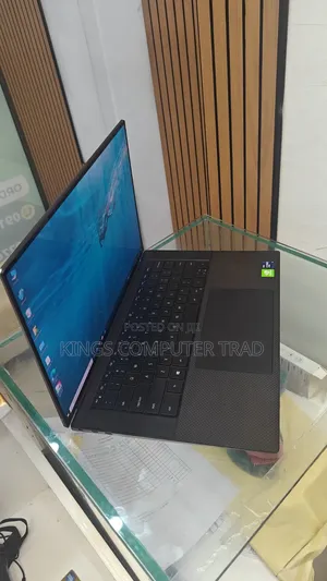 New Laptop Dell Precision 5560 16GB Intel Core i9 SSD 512GB