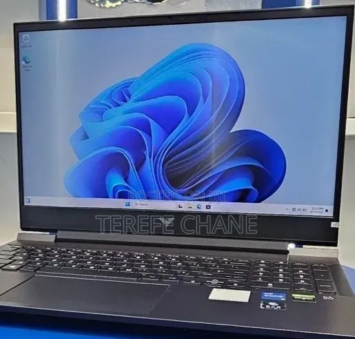 New Laptop HP Victus 16 16GB Intel Core i7 SSD 512GB