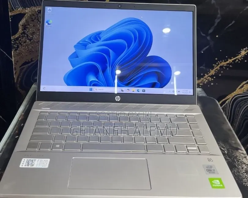 New Laptop HP Pavilion 15 16GB Intel Core i7 SSD 512GB
