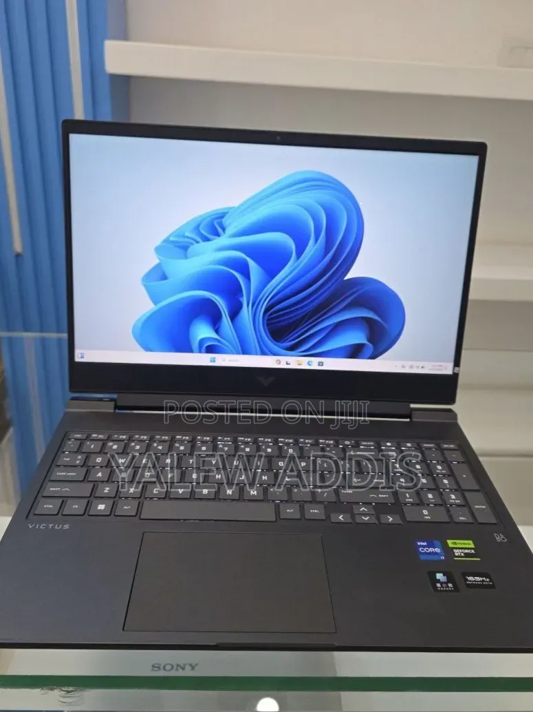 New Laptop HP Victus 16 16GB Intel Core i7 SSD 512GB