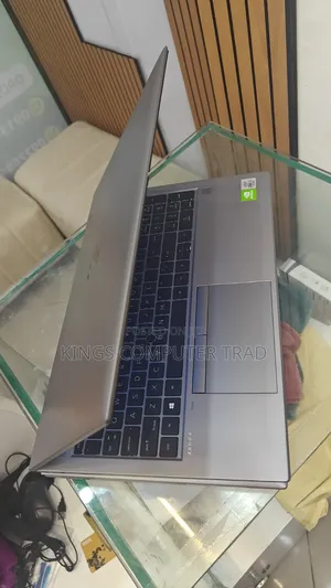 New Laptop HP Zbook Studio G7 16GB Intel Core i7 SSD 512GB