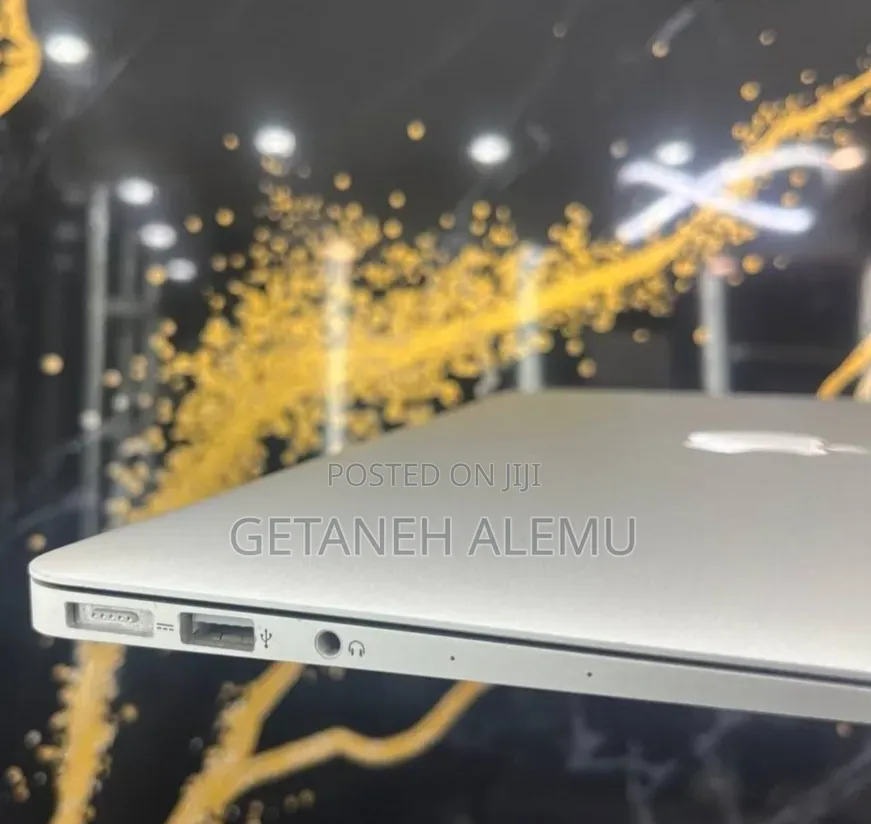 New Laptop Apple MacBook Air 2017 8GB Intel Core i5 SSD 256GB