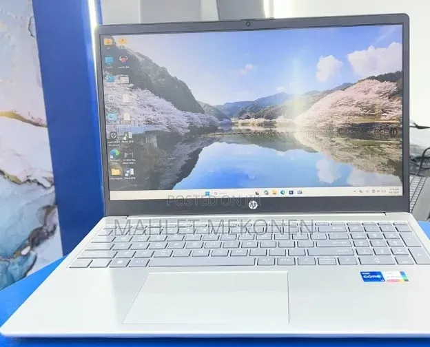 New Laptop HP Stream Notebook 16GB Intel Core i5 SSD 1T