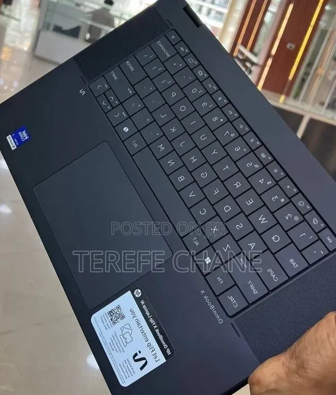 New Laptop HP OmniBook Ultra Flip 16" 16GB Intel Core Ultra 7 SSD 1T