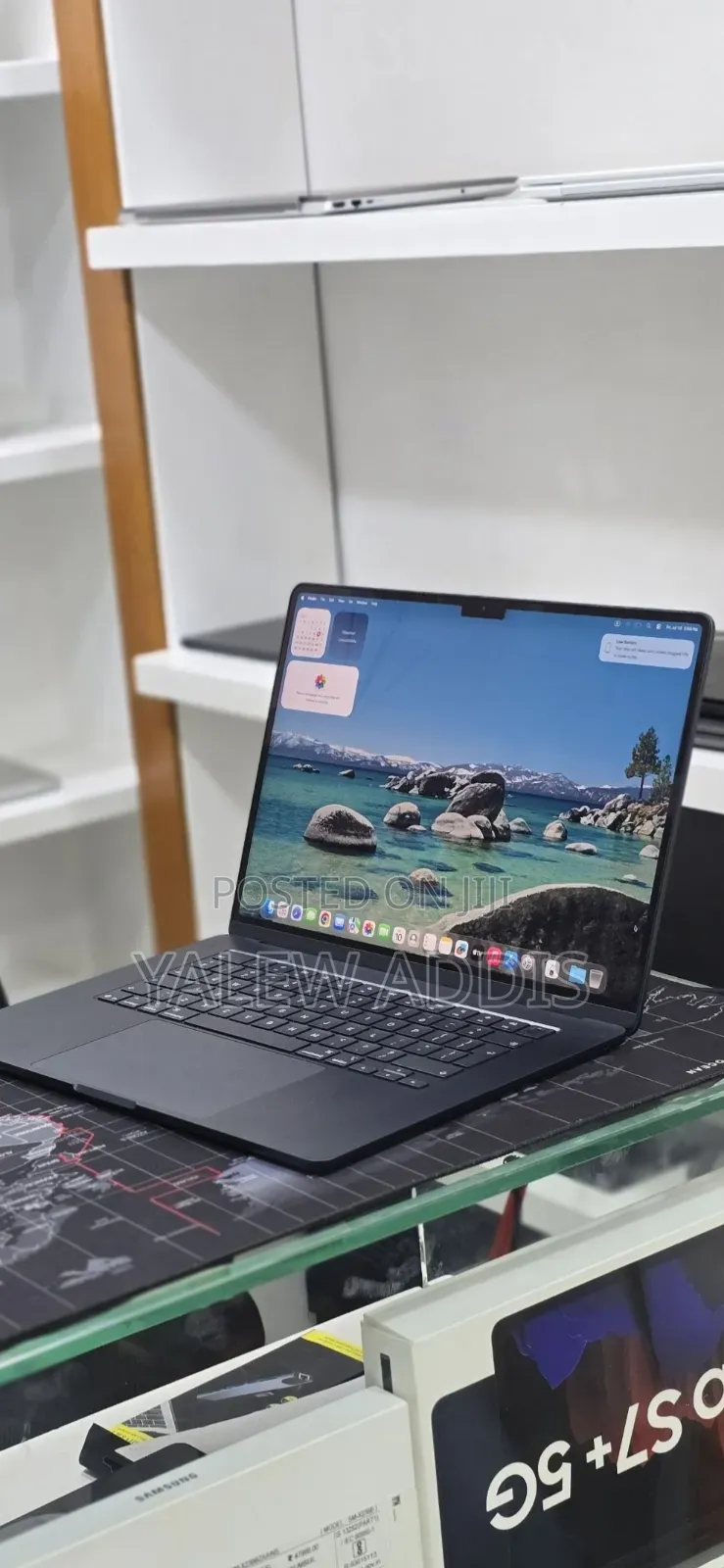 New Laptop Apple MacBook Air 2025 M4 16GB Apple M4 SSD 256GB