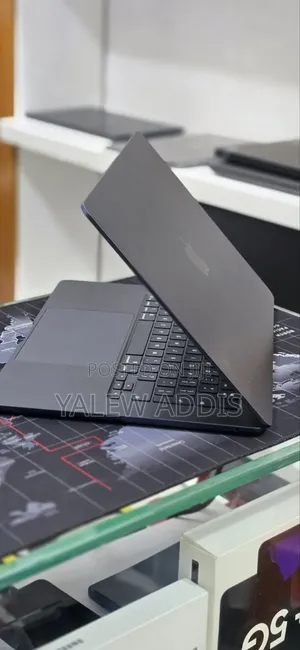 New Laptop Apple MacBook Air 2025 M4 16GB Apple M4 SSD 256GB