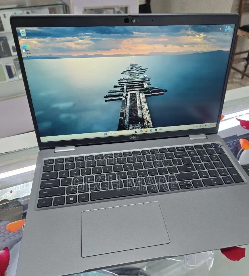 New Laptop Dell Precision 5540 8GB Intel Core i7 SSD 512GB
