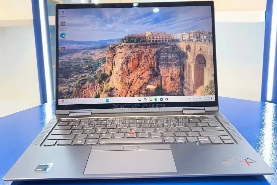 New Laptop HP Stream Notebook 16GB Intel Core i7 SSD 512GB