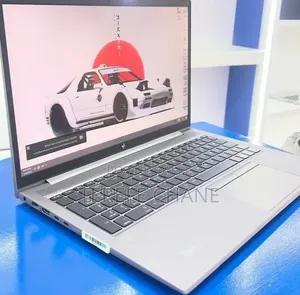 New Laptop HP ZBook Firefly G8 16GB Intel Core i7 SSD 512GB