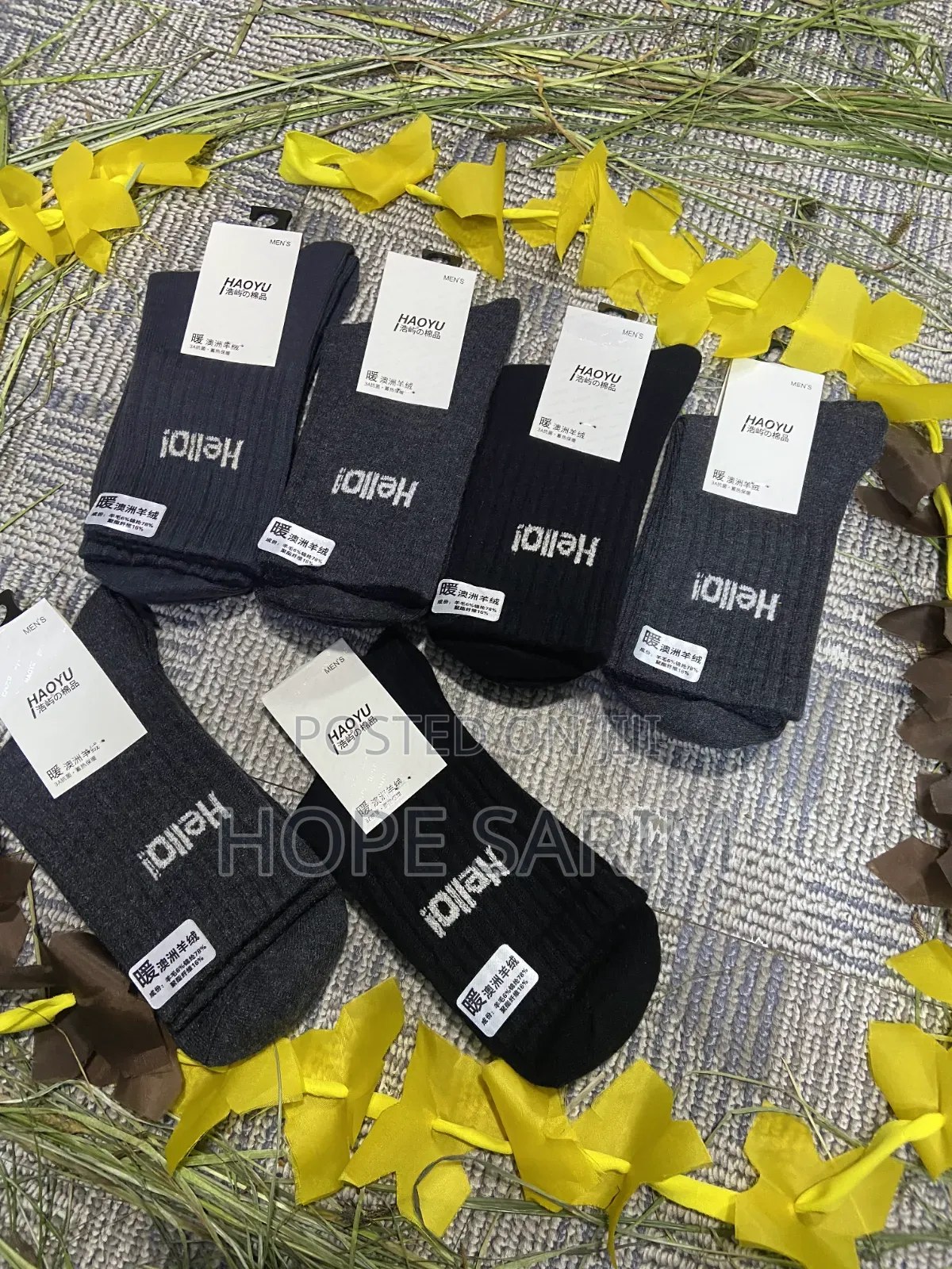 HAOYU "Hello!" Australian Wool Crew Socks