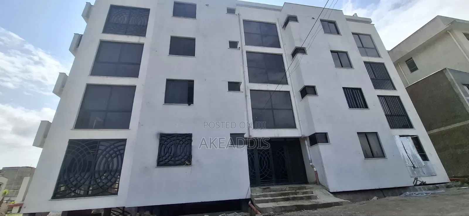 3bdrm Apartment in Bole Ayat for sale