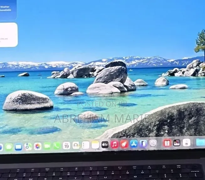 New Laptop Apple MacBook Air 2025 M4 16GB Apple M4 SSD 256GB