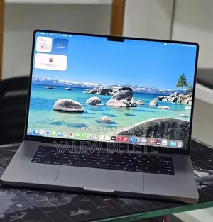 New Laptop Apple MacBook Pro 2023 M2 16GB Apple M2 SSD 512GB