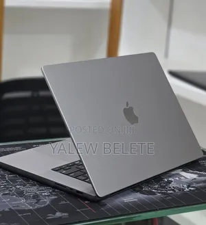 New Laptop Apple MacBook Pro 2023 M2 16GB Apple M2 SSD 512GB