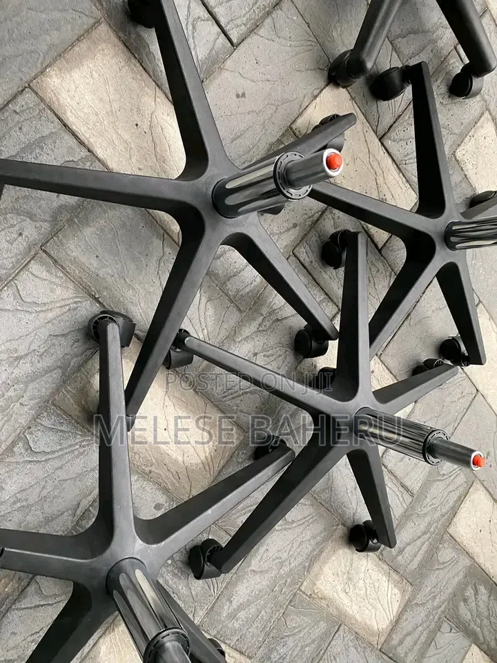 ​የቢሮ እና የቤት ወንበሮች ጥገና እና ገጠማ (Office Chair Repair Assembly)