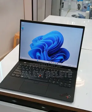 New Laptop Lenovo ThinkPad X1 Carbon 16GB Intel Core i7 SSD 512GB