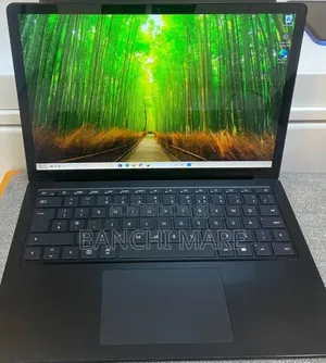 New Laptop Microsoft Surface 16GB Intel Core i7 SSD 512GB