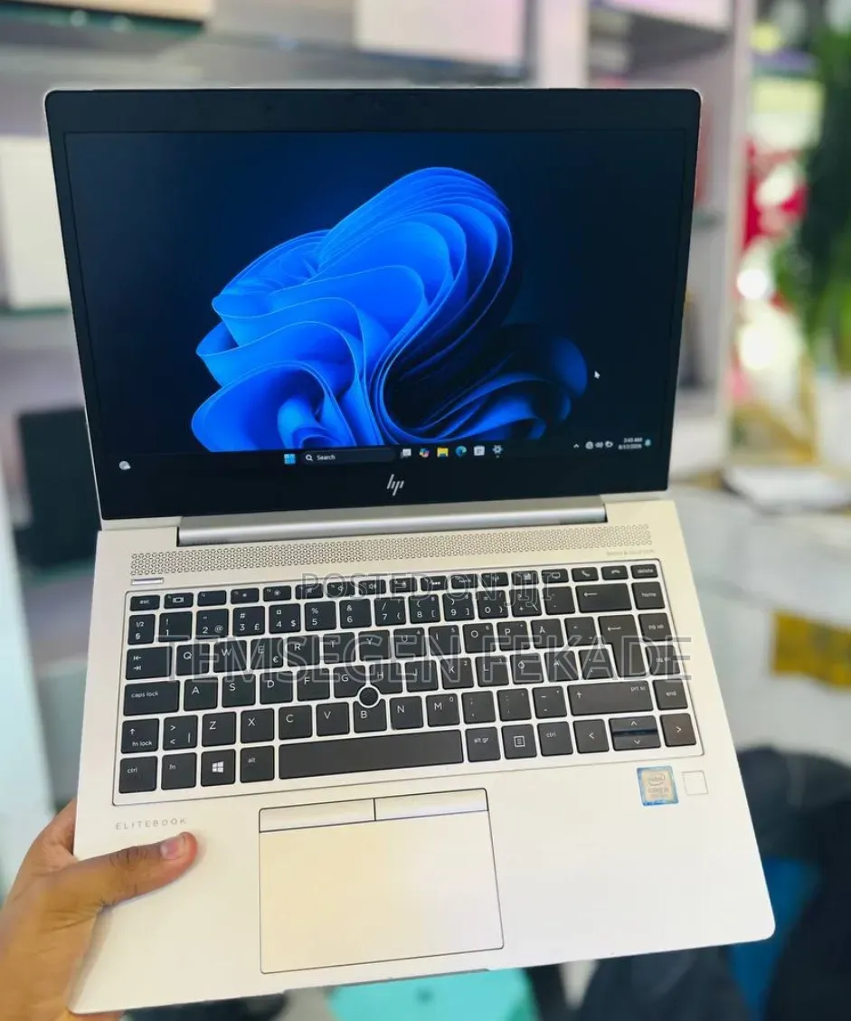 New Laptop HP EliteBook 840 G5 16GB Intel Core i7 SSD 512GB
