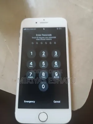 New Apple iPhone 8 64 GB White