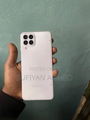 Samsung Galaxy M33 128 GB White