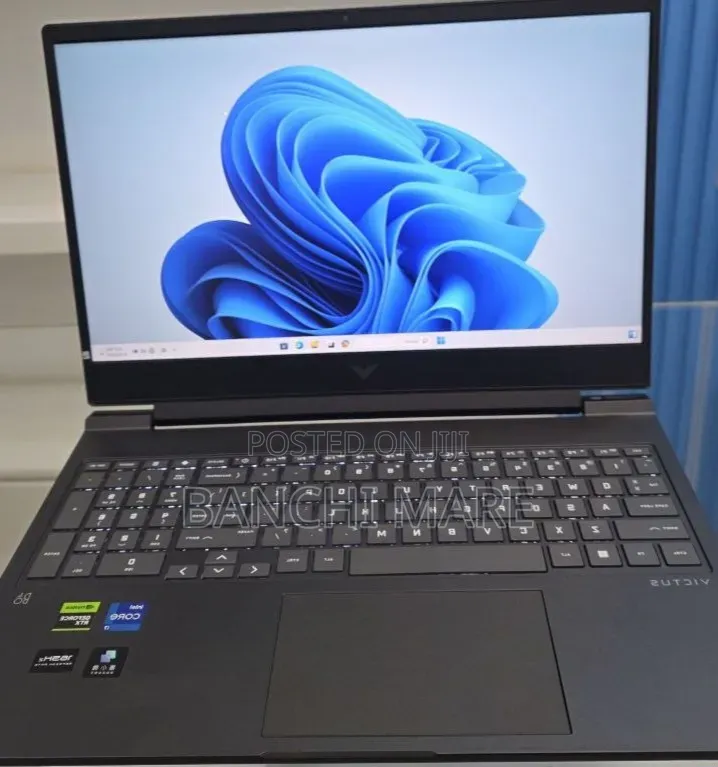 New Laptop HP Victus 16 16GB Intel Core i7 SSD 1T