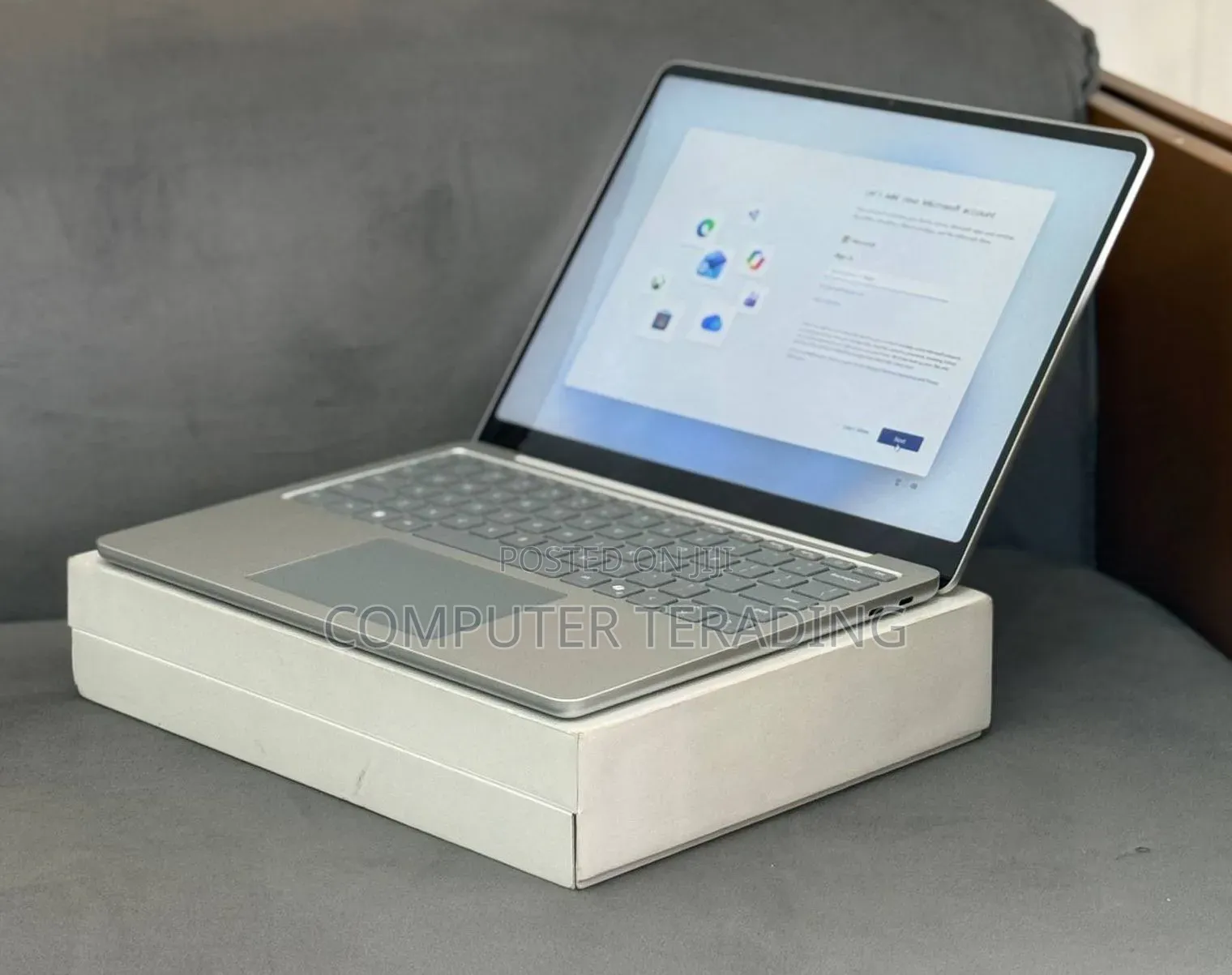 New Laptop Microsoft 16GB SSD 256GB