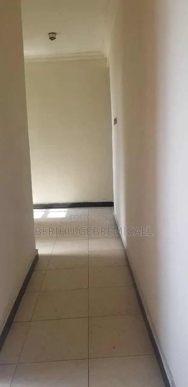 1bdrm Condo in ፀበል, Yeka for sale
