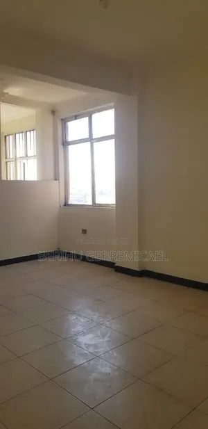 1bdrm Condo in ፀበል, Yeka for sale