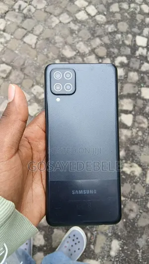 Samsung Galaxy A12 64 GB Black